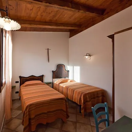 Agriturismo Le Rocche Villa Imperia