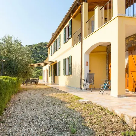 Agriturismo Le Rocche Villa Imperia
