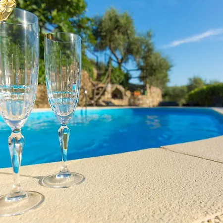 Agriturismo Le Rocche Villa